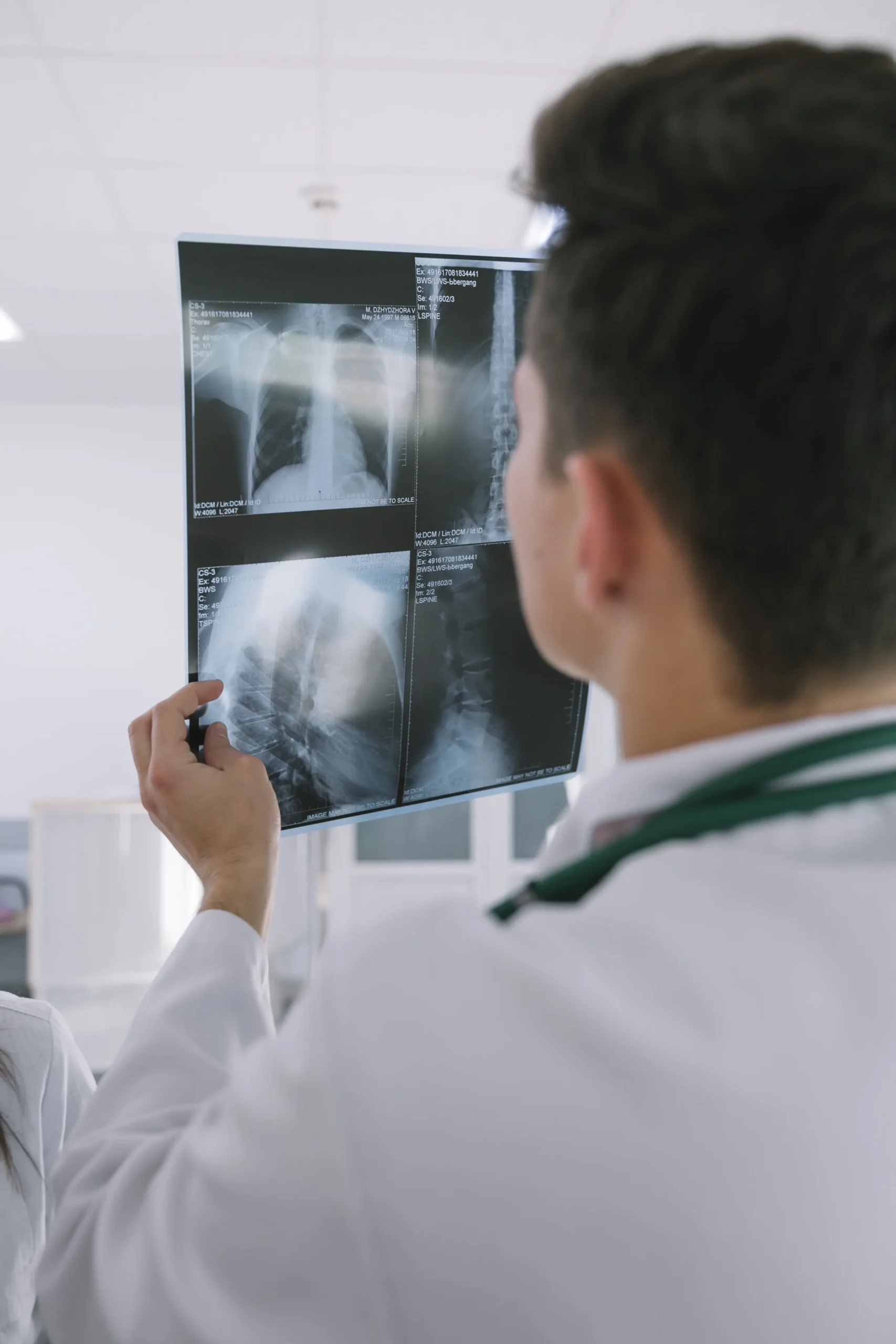 medic-standing-with-x-ray-shot_result